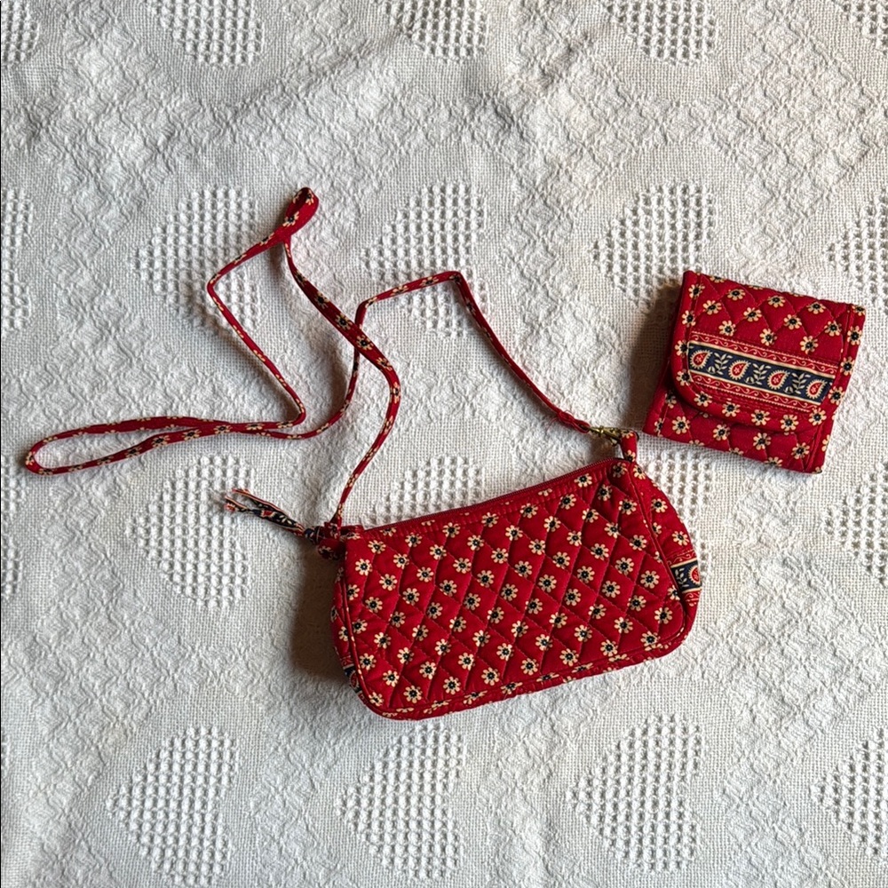 Red Floral Quilted Women's Bag Set